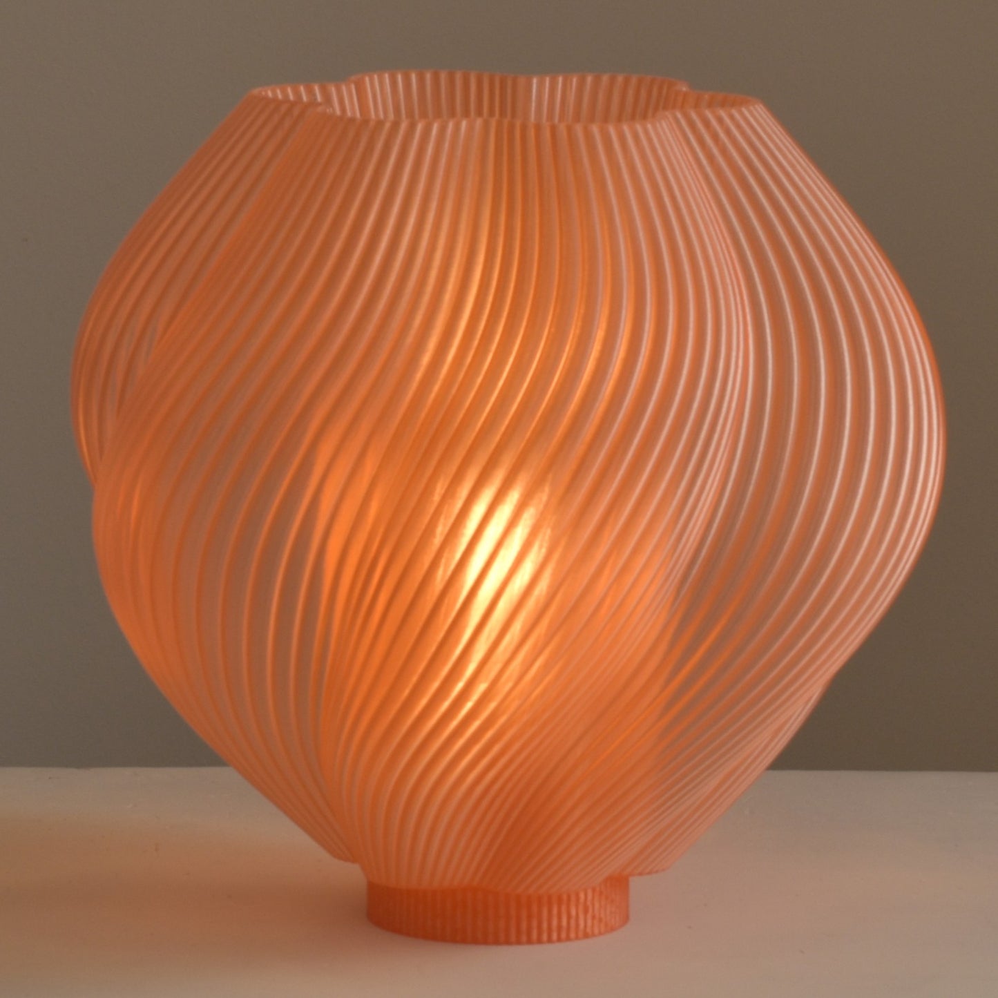 NUBE Tischleuchte - Peach